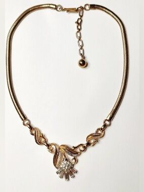 Crown Trifari Figural Thistle Baguette Rhinestones Necklace